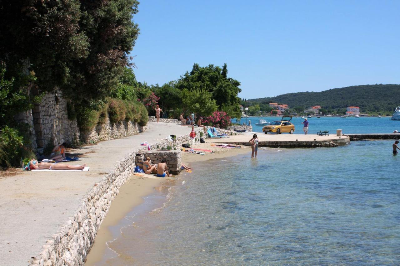 Apartments By The Sea Kampor, Rab - 5037 Esterno foto